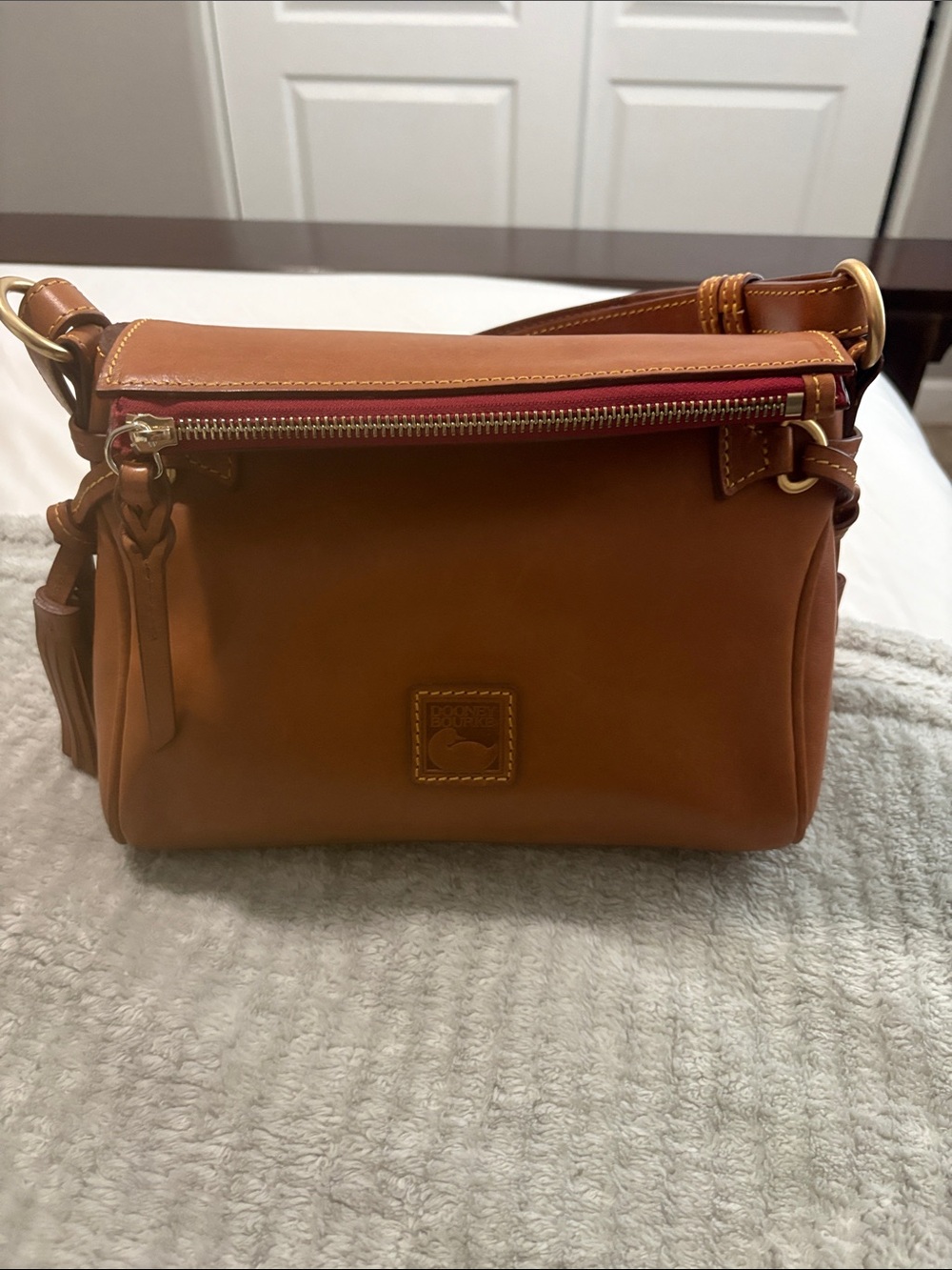 Dooney and bourke Florentine small satchel